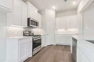 3747 Crawford St, Bay City, TX 77414 - Photo 13