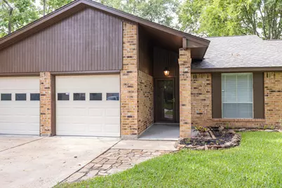 2623 Longleaf Pines Drive, Houston, TX 77339 - Photo 3