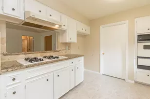 2623 Longleaf Pines Dr, Houston, TX 77339 - Photo 13
