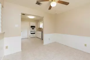 2623 Longleaf Pines Dr, Houston, TX 77339 - Photo 11