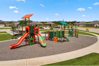 5663 Sanderling Circle, Hitchcock, TX 77563 - Photo 25