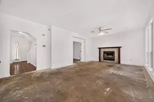 13270 Country Run Dr, Willis, TX 77318 - Photo 11