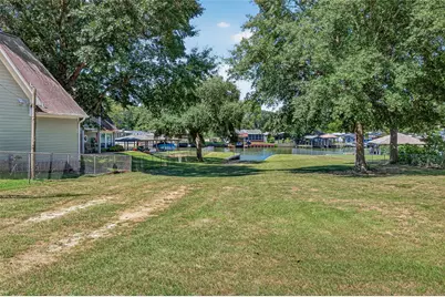13270 Country Run Drive, Willis, TX 77318 - Photo 47