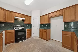 13270 Country Run Dr, Willis, TX 77318 - Photo 17
