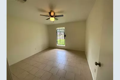 7710 Ashmole Lane, Houston, TX 77088 - Photo 19