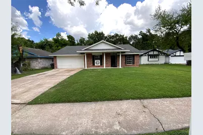 7710 Ashmole Lane, Houston, TX 77088 - Photo 1