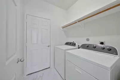 305 Crooked Pine Court, Conroe, TX 77304 - Photo 23