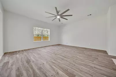 305 Crooked Pine Court, Conroe, TX 77304 - Photo 15