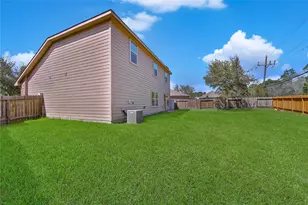 305 Crooked Pine Court, Conroe, TX 77304 - Photo 33