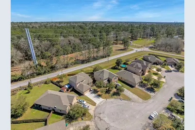 305 Crooked Pine Court, Conroe, TX 77304 - Photo 35
