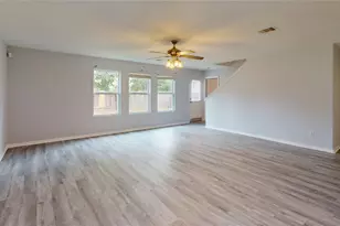 9877 Lace Flower Way, Conroe, TX 77385 - Photo 3