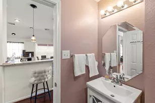723 Avery Dr, Sugar Land, TX 77479 - Photo 7