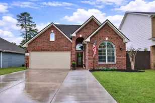 1610 Du Barry Ln, Houston, TX 77018 - Photo 1