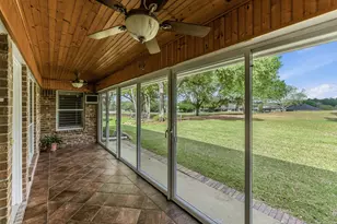 1106 Lakeside Dr, Huntsville, TX 77340 - Photo 31