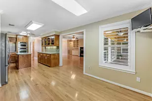 1106 Lakeside Dr, Huntsville, TX 77340 - Photo 13