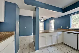 3910 Cedar Forest Dr, Houston, TX 77339 - Photo 7