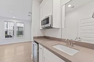 2802 Grand Fountains Dr, Houston, TX 77054 - Photo 13