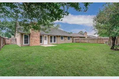 5727 Longforest Drive, Houston, TX 77088 - Photo 33