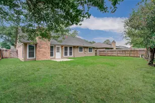5727 Longforest Dr, Houston, TX 77088 - Photo 33