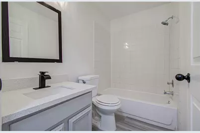 5727 Longforest Drive, Houston, TX 77088 - Photo 13