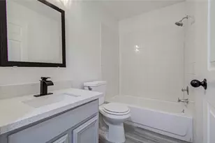 5727 Longforest Dr, Houston, TX 77088 - Photo 13