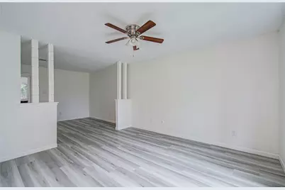 5727 Longforest Drive, Houston, TX 77088 - Photo 11