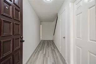 5727 Longforest Dr, Houston, TX 77088 - Photo 3