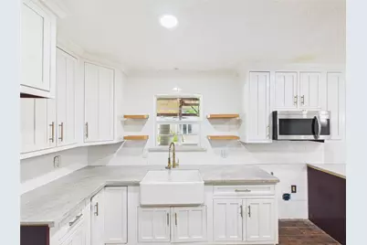 9770 Shepherd Drive, Beaumont, TX 77707 - Photo 13