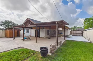 9770 Shepherd Dr, Beaumont, TX 77707 - Photo 39