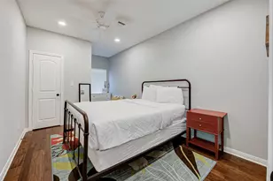 921 Kern St, Houston, TX 77009 - Photo 9