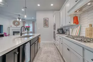 8827 Hbr Pnes Dr, Cypress, TX 77433 - Photo 13