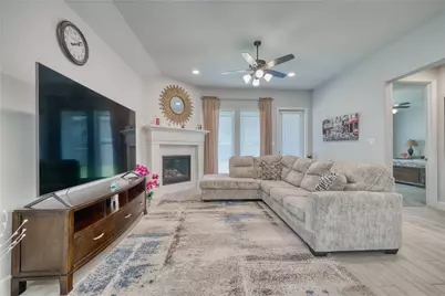 8827 Harbor Pines Drive, Cypress, TX 77433 - Photo 17