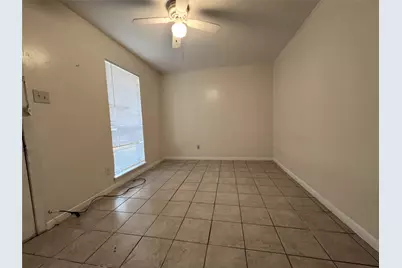 1210 Sycamore Avenue #C, Huntsville, TX 77340 - Photo 9