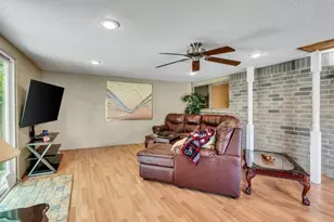 634 Bright Penny Ln, Houston, TX 77015 - Photo 15