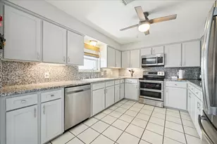 15 S Curlew St, La Marque, TX 77568 - Photo 9
