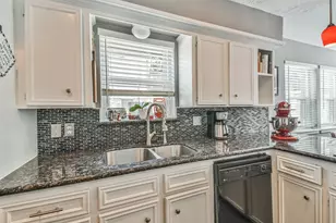 7111 Winding Walk Dr, Houston, TX 77095 - Photo 13