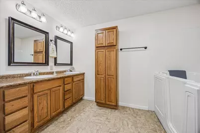 1601 Babylon Lane, Schulenburg, TX 78956 - Photo 23