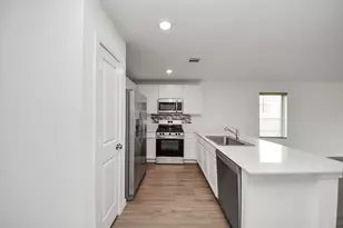 1607 Red Oak Dr, Rosenberg, TX 77471 - Photo 3
