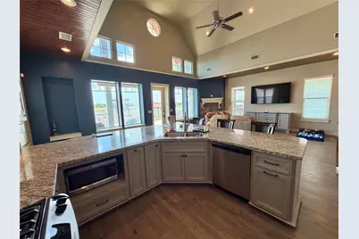 217 S Front Street, Freeport, TX 77541 - Photo 15