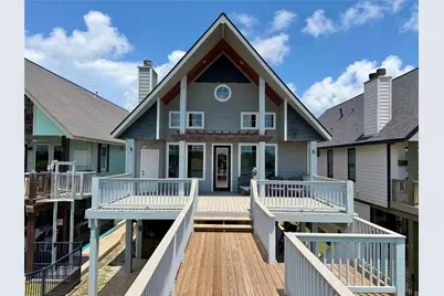217 S Front Street, Freeport, TX 77541 - Photo 1