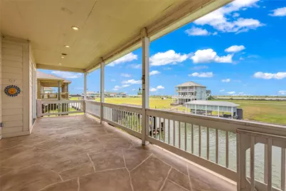 2001 Laguna Harbor Cove Boulevard, Port Bolivar, TX 77650 - Photo 29