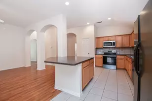 18006 Willow Cliff Ln, Cypress, TX 77433 - Photo 9