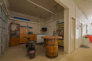 210 Sampan Dr, Galveston, TX 77554 - Photo 39