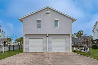 210 Sampan Drive, Galveston, TX 77554 - Photo 3