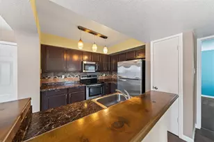 10630 Westbrae Pkwy, Houston, TX 77031 - Photo 3