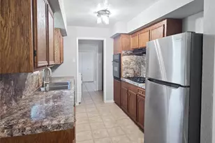 6402 Gaffney Dr, Jones Creek, TX 77541 - Photo 7