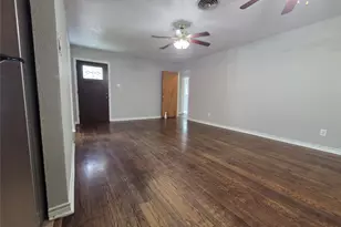 6402 Gaffney Dr, Jones Creek, TX 77541 - Photo 11