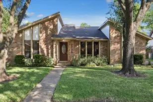 2739 Field Line Dr, Sugar Land, TX 77479 - Photo 7