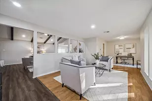 2739 Field Line Dr, Sugar Land, TX 77479 - Photo 11
