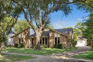 2739 Field Line Dr, Sugar Land, TX 77479 - Photo 5